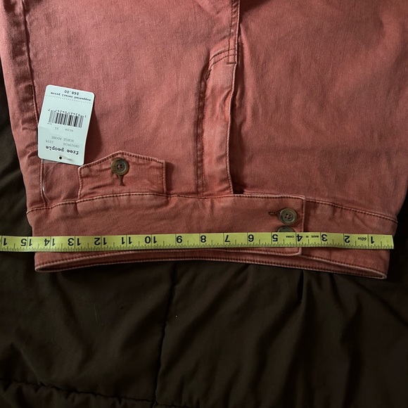 free people stretch denim I think a little tight in waist for a 31 - Picture 3 of 7